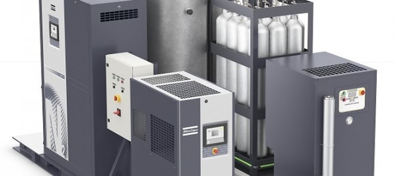 純度 97% 96% アトラス窒素 施設内の窒素発電機 NGM4+ 445kg 重量