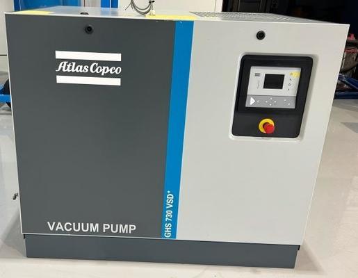 11kW軸動力と51～73dB(A)の低騒音レベルを備えた産業用AC真空ポンプGHS 730 VSD+